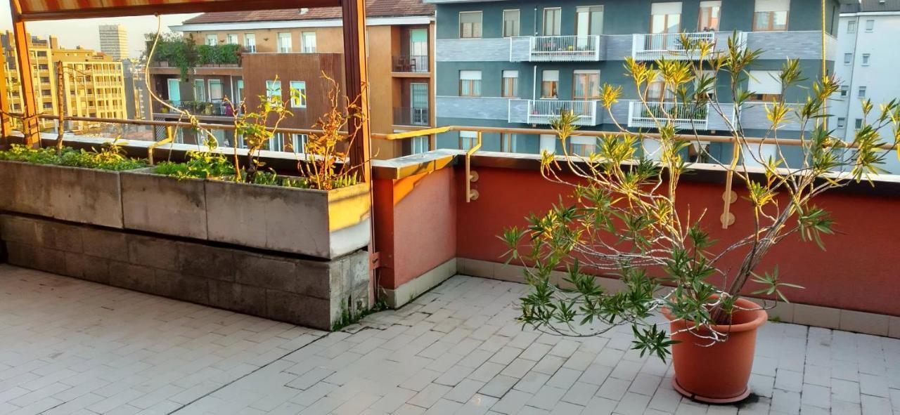 Meraviglioso Super Attico Con Terrazza Μιλάνο Εξωτερικό φωτογραφία